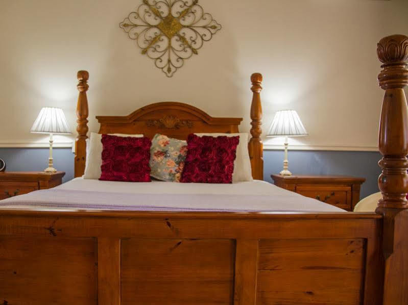 Inn The Tuarts Guest Lodge Busselton Accommodation - Adults Only Bagian luar foto