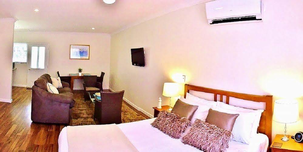 Inn The Tuarts Guest Lodge Busselton Accommodation - Adults Only Bagian luar foto