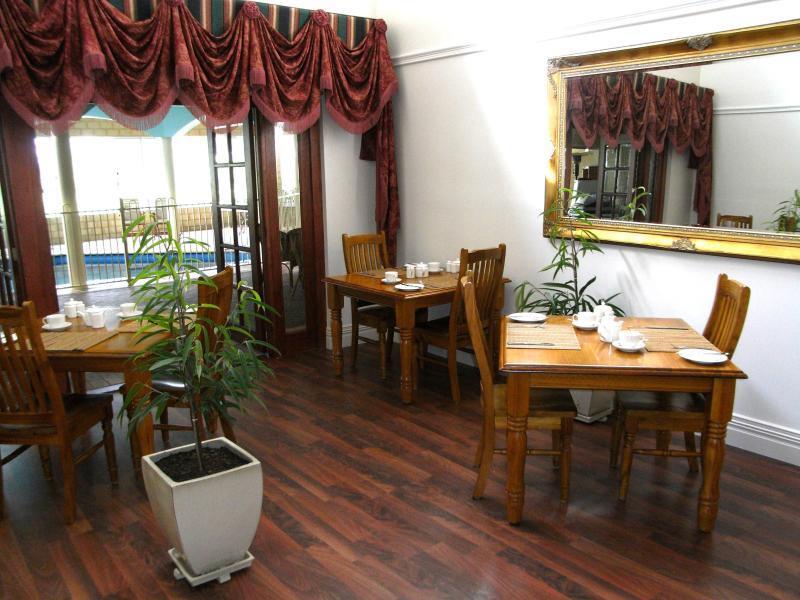 Inn The Tuarts Guest Lodge Busselton Accommodation - Adults Only Bagian luar foto